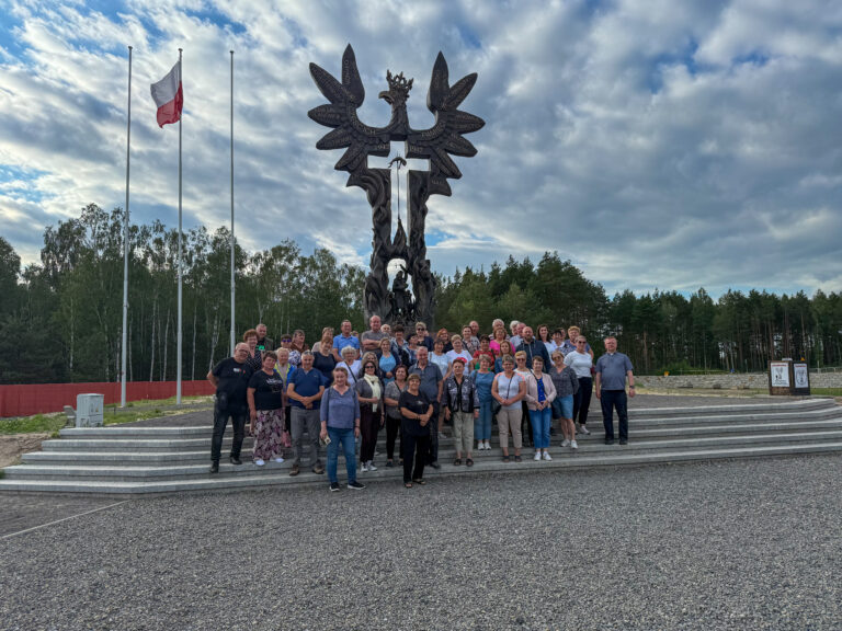 Pielgrzymka do: Majdanka w Lublinie, Ojców Białych – Misjonarzy Afryki, Starówki Lublina oraz pomnika „Rzezi Wołyńskiej” – 28.06.2025 r. – FOTORELACJA